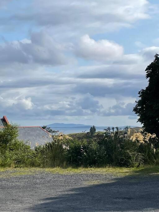Sea Breeze Cottage Мулрани Екстериор снимка